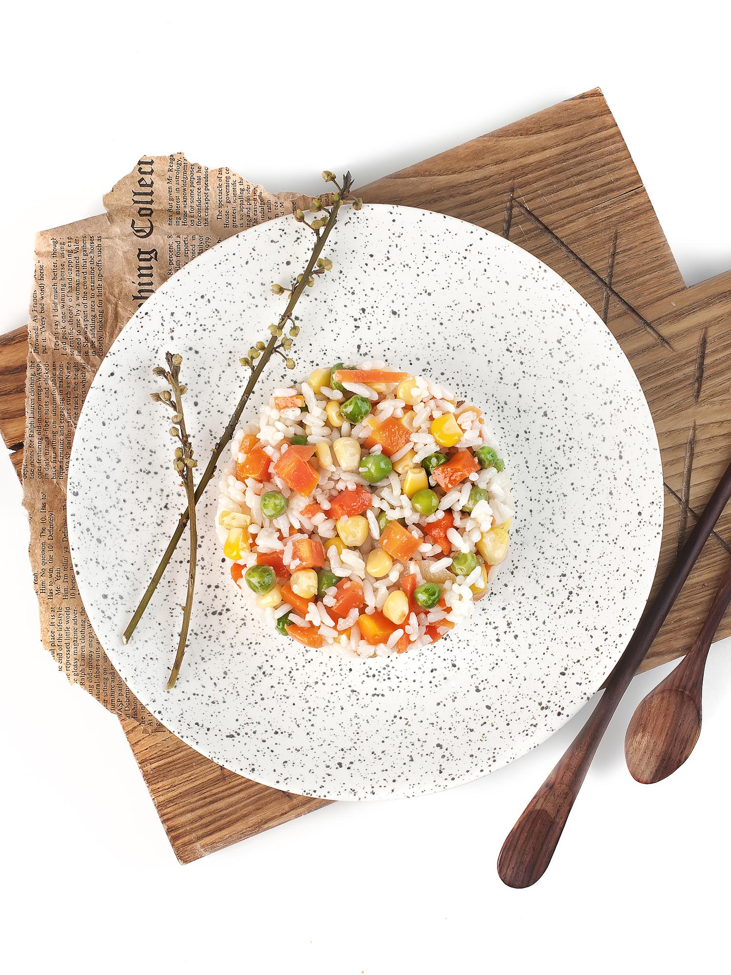 Plated seasonal lunch on a ceramic plate